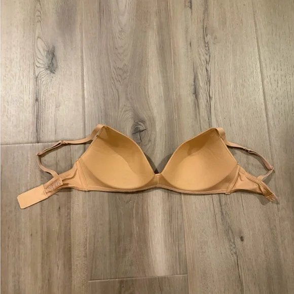 SKIMS Wireless Form T-Shirt Demi Bra - Sienna - Picture 4 of 7